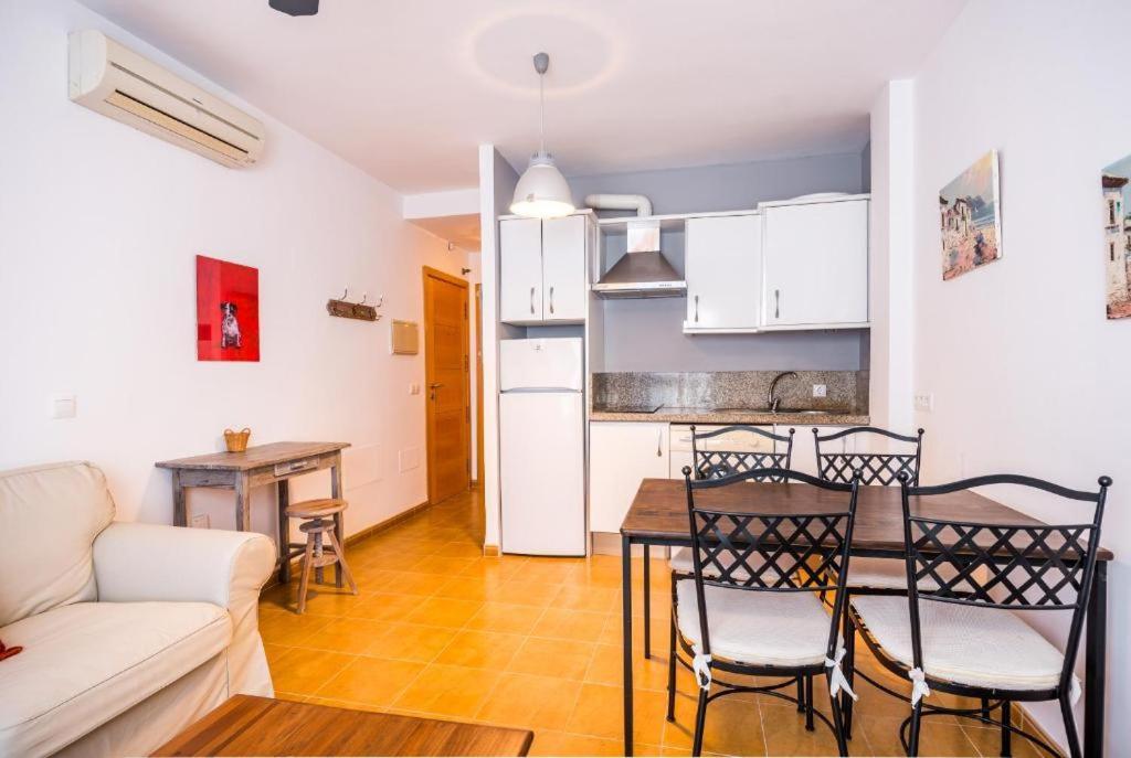 Apartamentos Mirablau Aguadulce  Kültér fotó