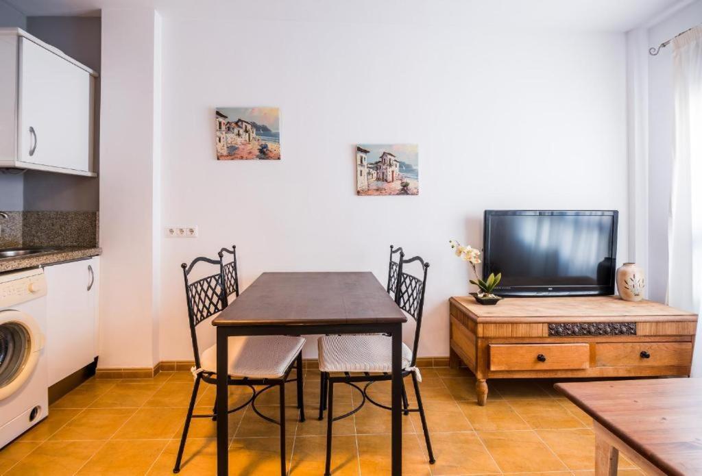Apartamentos Mirablau Aguadulce  Kültér fotó