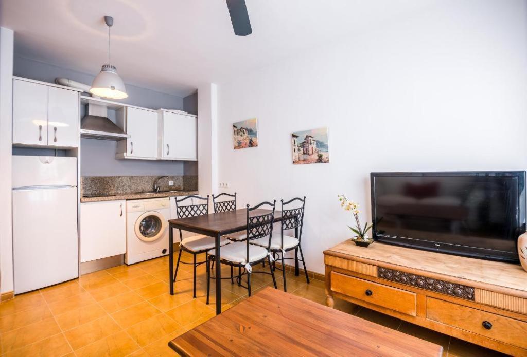 Apartamentos Mirablau Aguadulce  Kültér fotó
