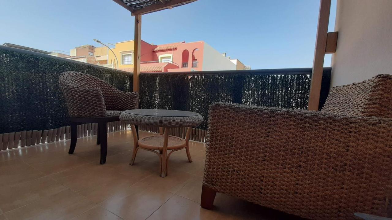 Apartamentos Mirablau Aguadulce  Kültér fotó